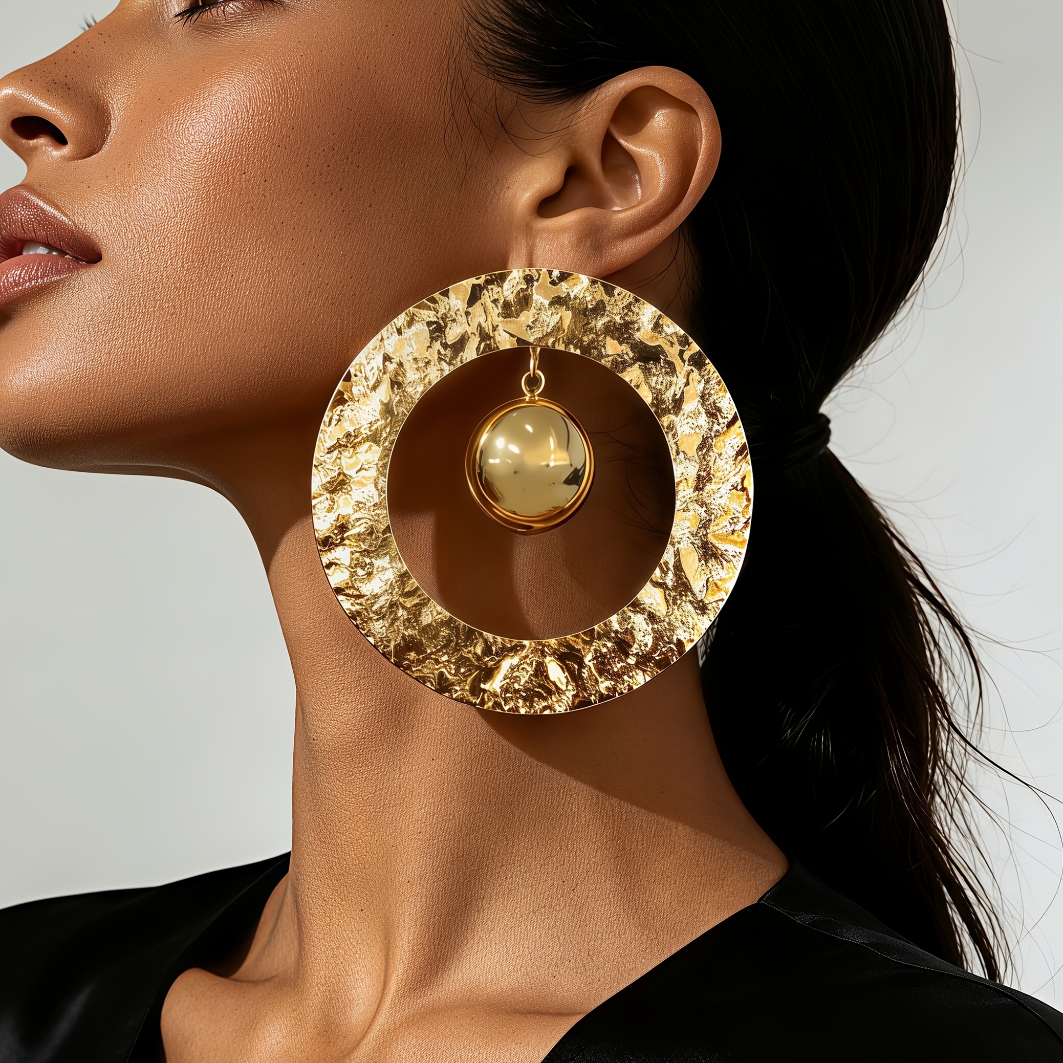 Women's Vintage Hammered Openwork Hoop Earrings